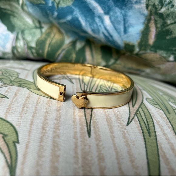 🤍💛Kate Spade Gold Heart Bangle Bracelet Set | Gold & Ivory | Live Colorfully Duo - Picture 5 of 12